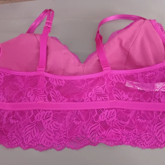 Women's size large,  Auden pink lace bra - Picture 2 of 3